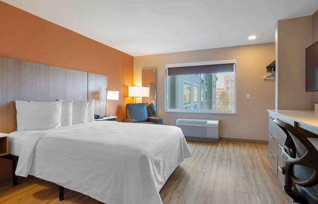 Extended Stay America Premier Suites - Providence - East Providence Room photo